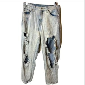 Wild fable high rise mom jeans distressed ripped light wash blue size 4